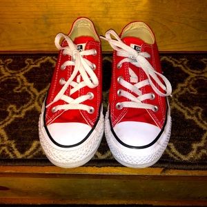 Red Converse